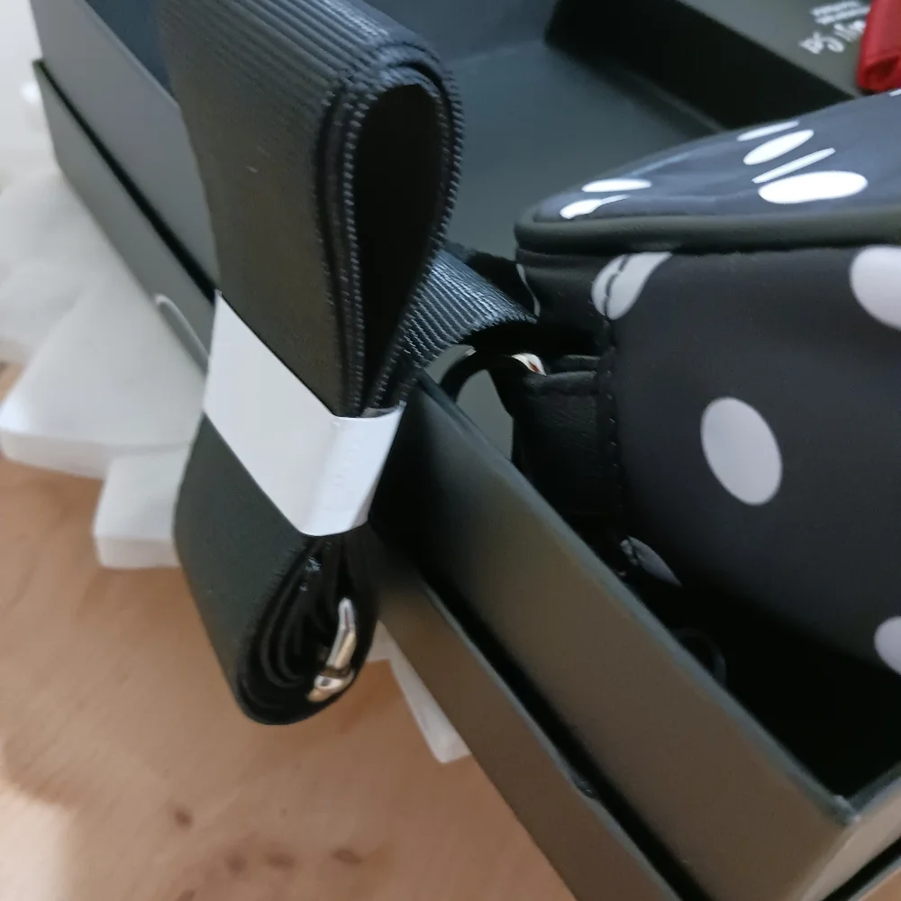 Bioworld Disney Mickey Mouse Crossbody & Tech Pouch Set - Picture 6 of 12